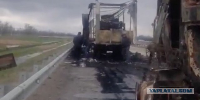 В Дагестане сожгли фуры водителей, отказавшихся участвовать в акции против "Платона"