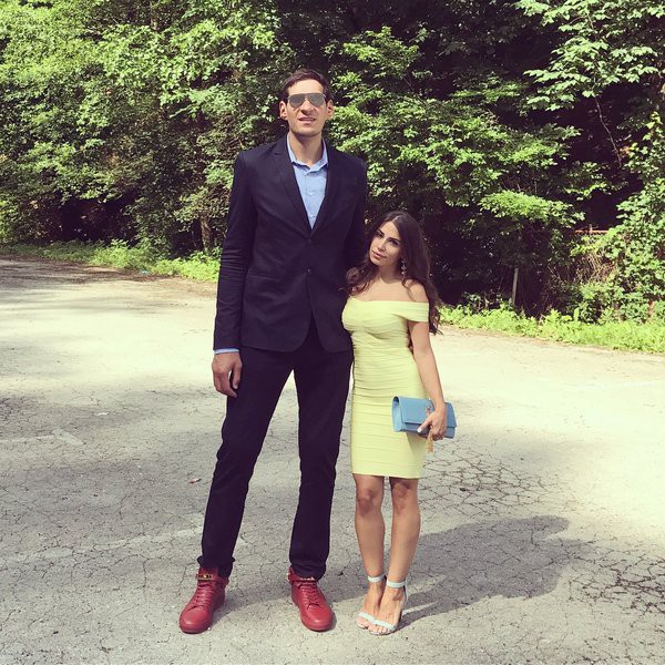 Сербский баскетболист Бобан Марьянович и его жена
