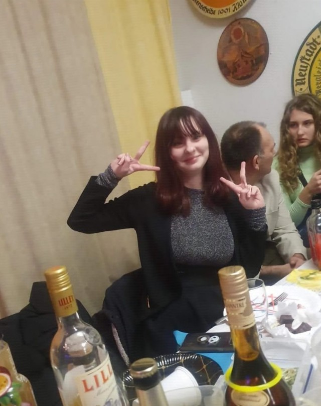 Фотожаба: Девочка с собачкой
