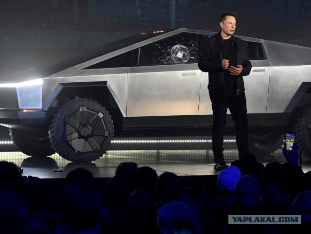 Новый УАЗ «Буханка» 2023 года к 100-летнему юбилею СССР представили на первых фотоснимках