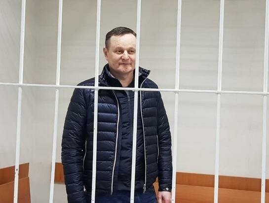 Еще один чиновник уехал в места не столь отдаленные