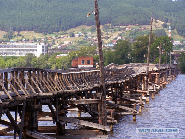 Строители установили все пролеты железнодорожной части Крымского моста