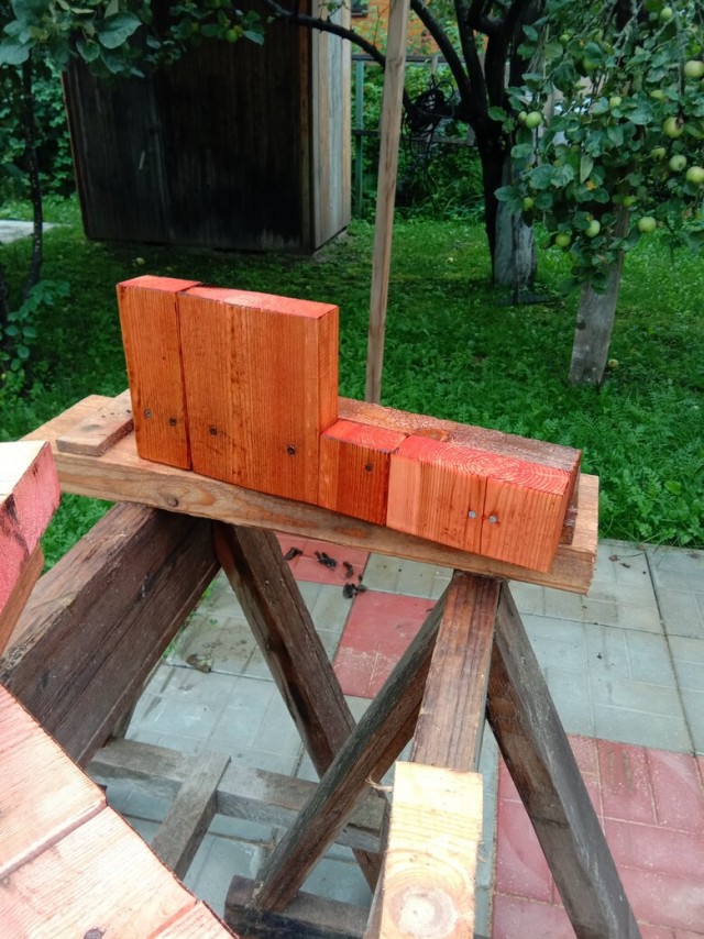 Ступеньки к беседке