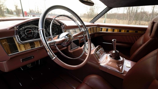 'CadMad' 1959 Cadillac Eldorado Brougham. Своеобразных автофото пост.