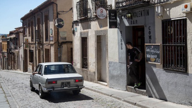 Из Лиссабона в Москву на Datsun