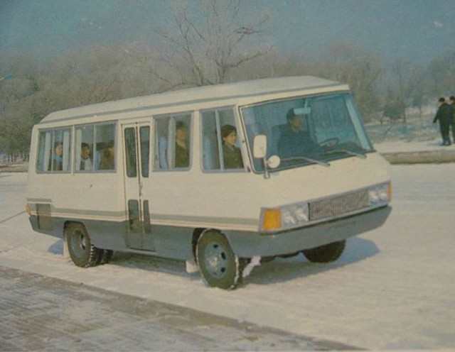 Игра на ЯПе: Угадай АВТО-9