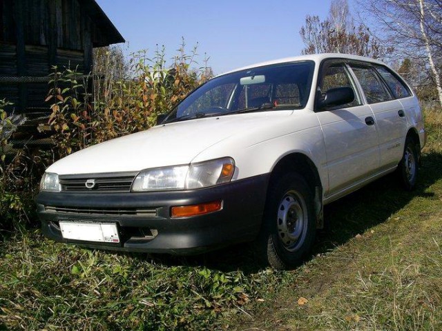 Toyota Corolla 2017 - сквозь года (обзор)