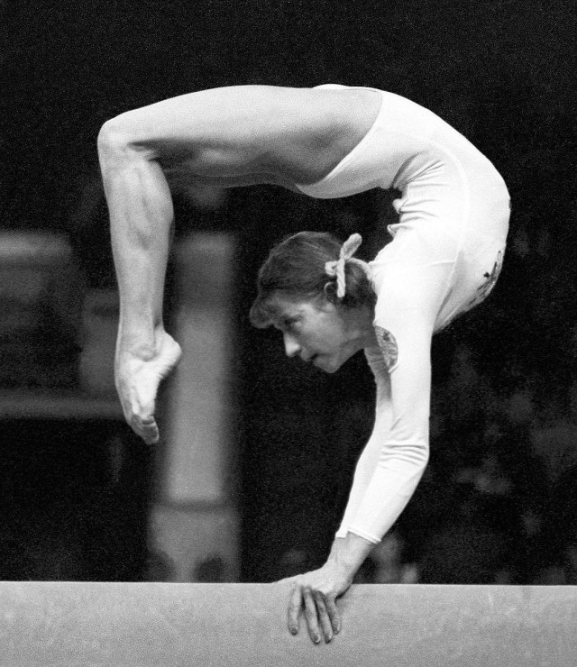 Прославленная советская гимнастка Ольга Корбут продает с аукциона свои олимпийские медали