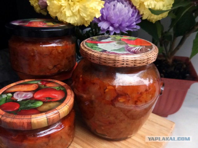 Кабачково-баклажанная икра - летний рецепт