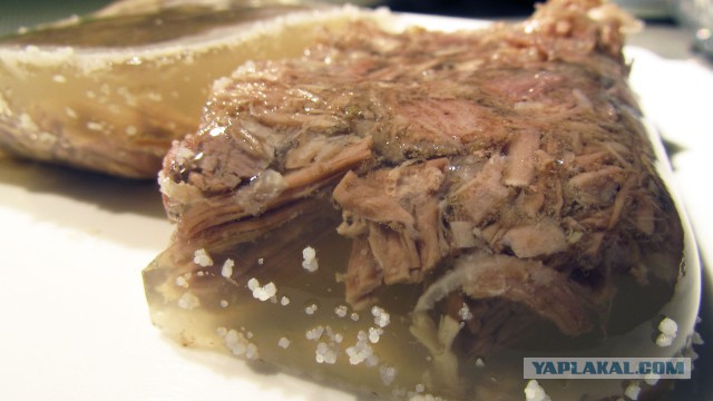 "Должны быть вредные, раз такие вкусные!". Американец о русской кухне