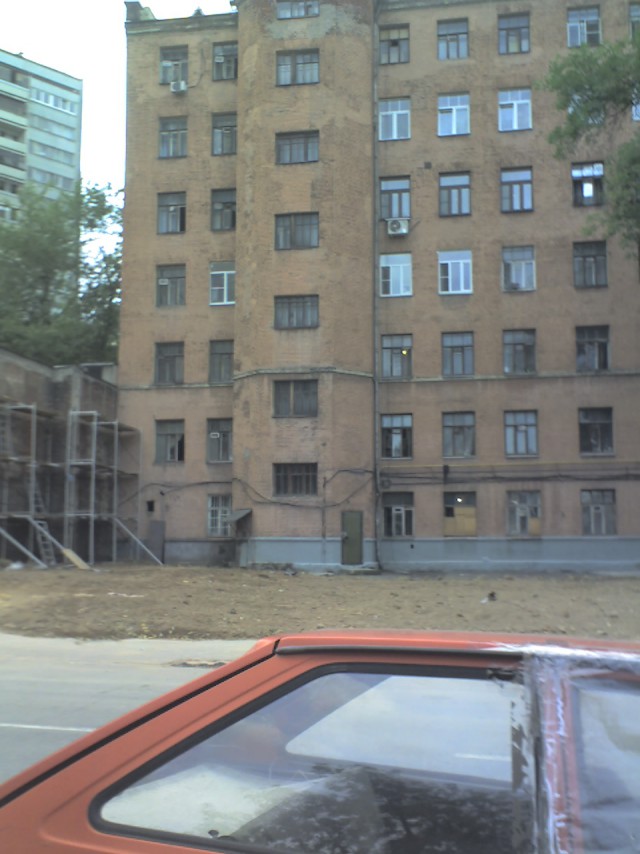 Цифровой примитивизм — москвич несколько лет делает снимки на старый телефон с камерой 0,3 мегапикселя