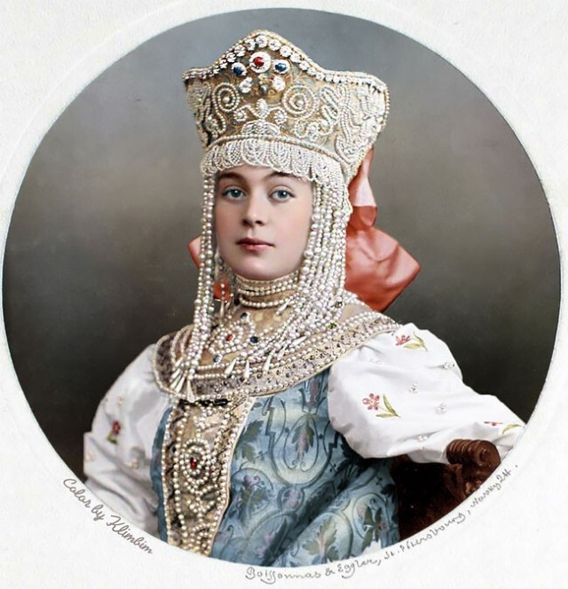 Костюмированный бал Романовых - фотографии 1903 года в цвете