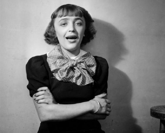 Еще ретрофото знаменитостей.