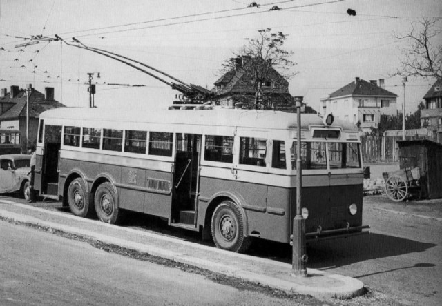 Игра на ЯПе: Угадай АВТО-8
