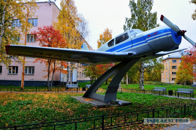 20 самых интересных авиапамятников