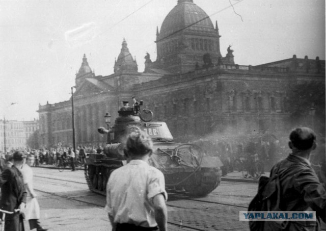 Как восточные немцы пытались выгнать "советских оккупантов"