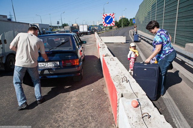 Город в осаде - ремонт на Ленинградском шоссе