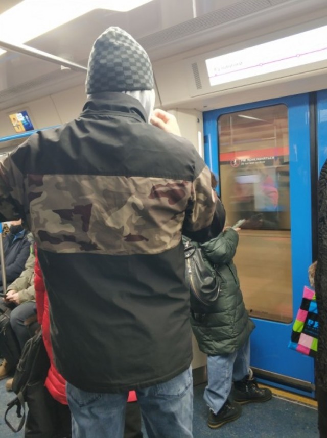 Модники из российского метрополитена