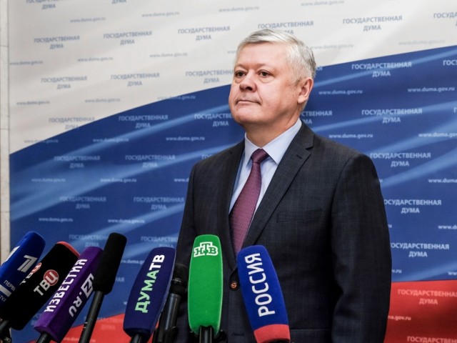 До двух лет тюрьмы за публичное оскорбление представителя власти