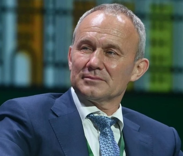 Бедолага замучился животом