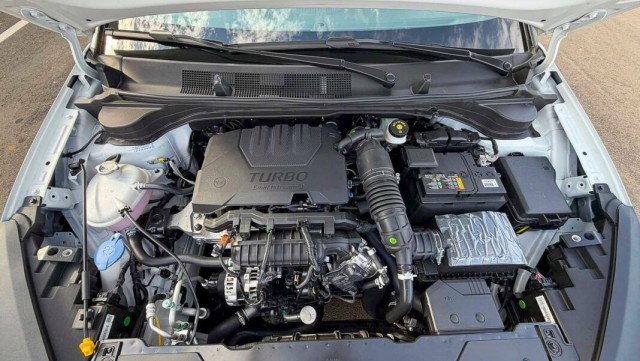 Hyundai представил хэтчбек i20 нового поколения (преемник модели Hyundai Getz). Цена новинки от 1,5 до 2,0 млн рублей