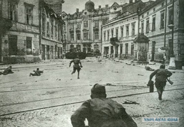 Фотографии второй мировой, многие цветные (фото)