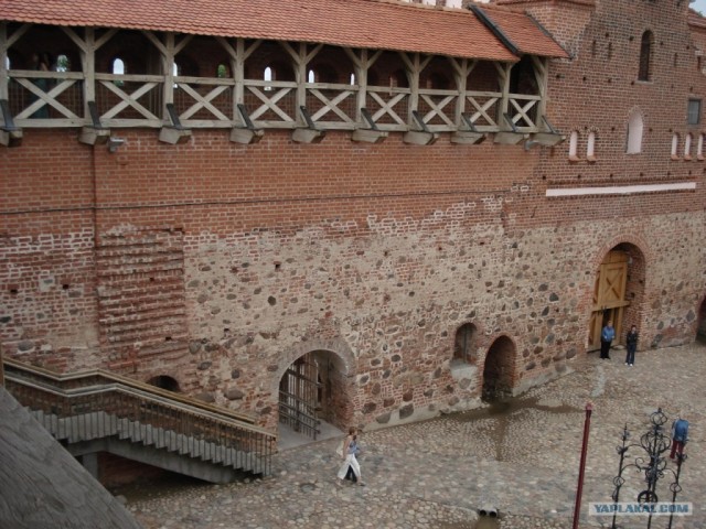 Замки.  Быт рыцарей