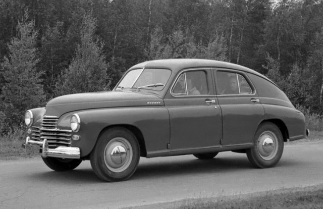 Какие советские автомобили были скопированы с западных аналогов?