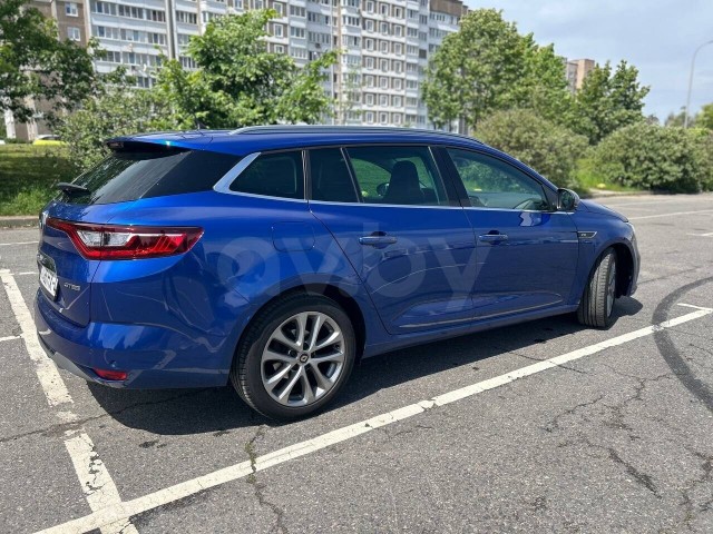 Lada Vesta в Сербии стоит дешевле, чем в России