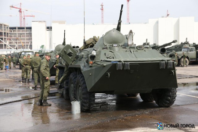 Техника на Ходынке и перегон техники в Москву