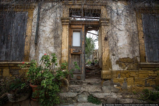Город, разрубленный на две страны