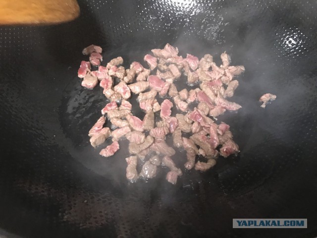 Правильная утилизация остатков по китайски. Или просто НюРоу ЧаоФан.