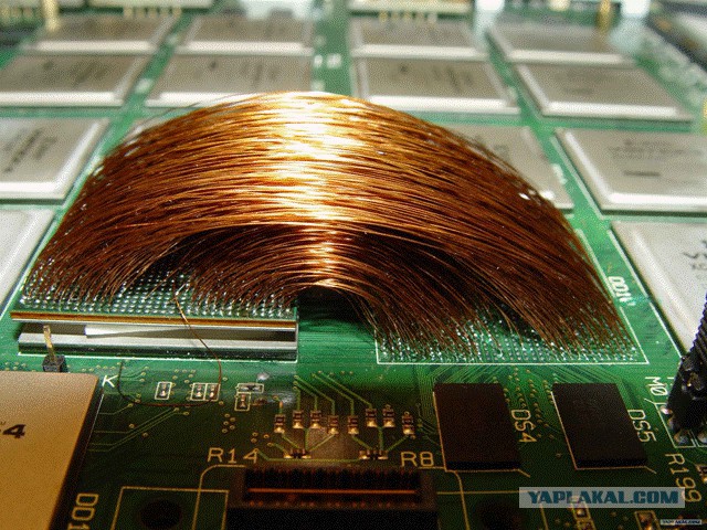 Крупным планом реболл 980Ti ВРУЧНУЮ без трафарета
