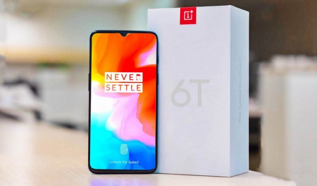 Млщный телефон OnePlus 6T