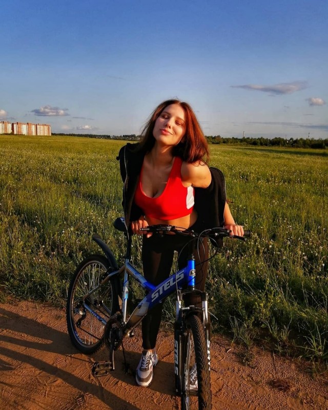 Забавные картинки с девушками