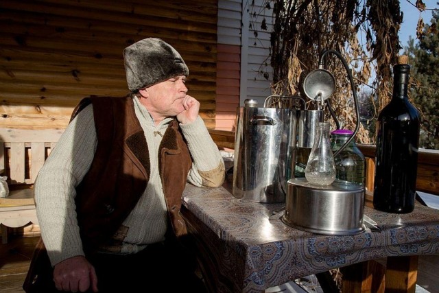 В России упало производство самогона