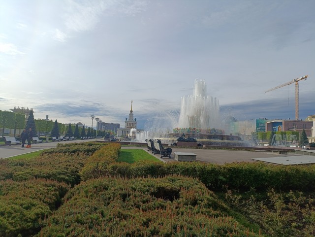 Утро сегодня на ВДНХ. С Праздником!!!