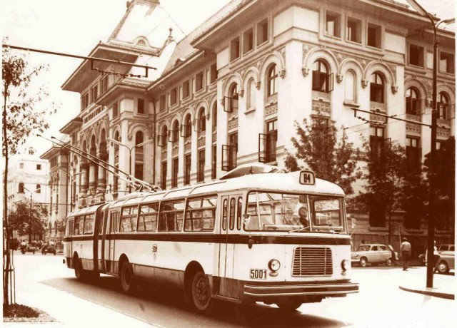 Игра на ЯПе: Угадай АВТО-8