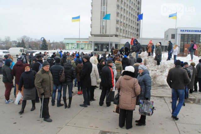 В Сумах сожгли чучело Путина