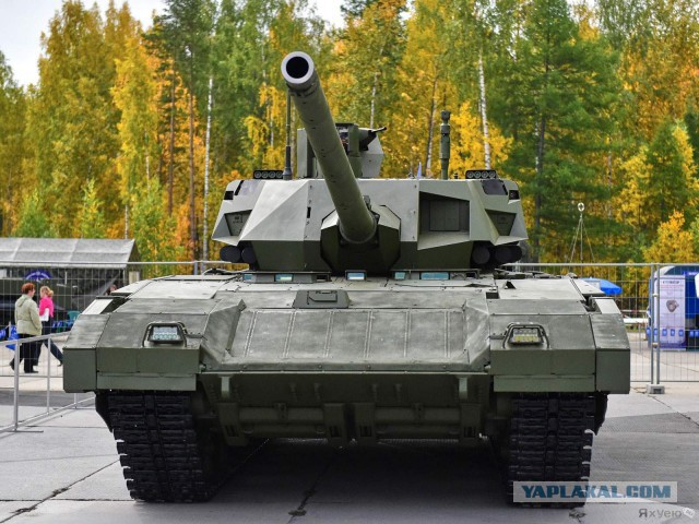 Минобороны заключило первый контракт на поставку свыше 100 танков "Армата"