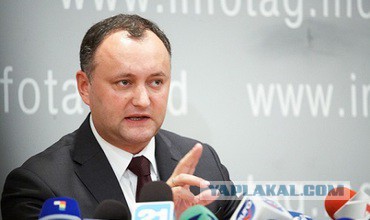 Додон: Крым де-факто является территорией России