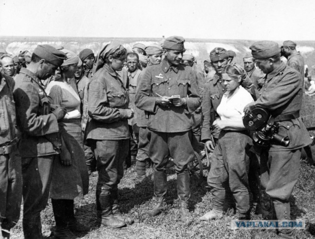 Советские женщины-военнослужащие в плену