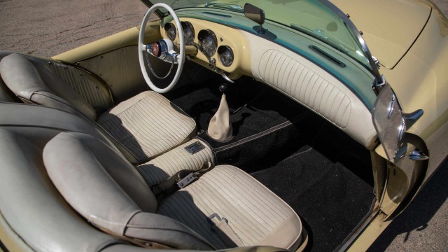 1954 Kaiser Darrin 161. Автопятница №40