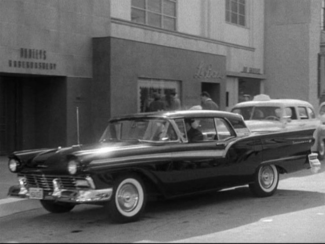 1959 Ford Fairlane 500 Galaxie Skyliner. Автопятница №51