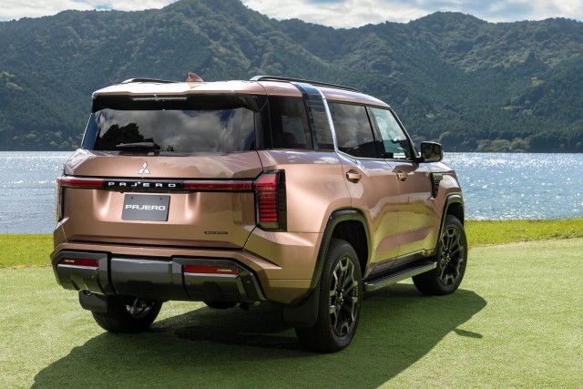 Новый Pajero выходит на рынок Японии