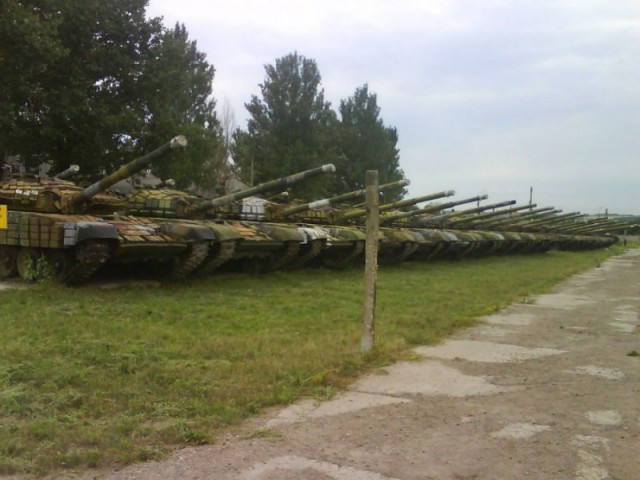 У ДНР появилось 248 танков...