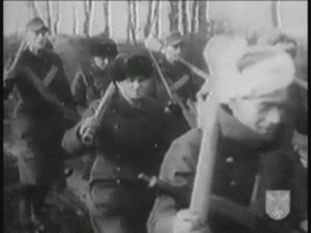 Фольксштурм - гитлеровское ополчение.