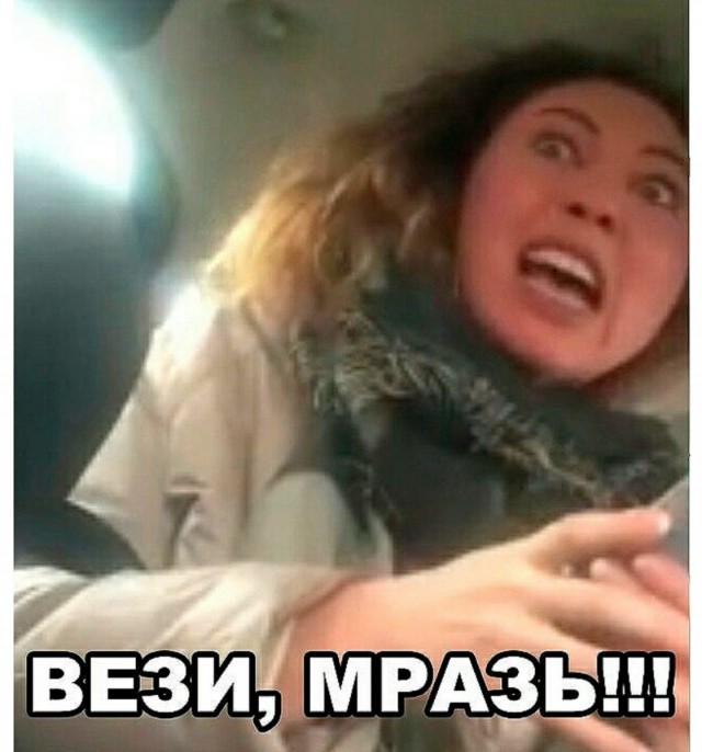 Белые медведи попытались угнать КамАЗ в Якутии