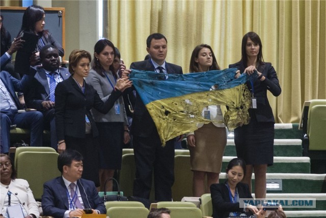 Якутка наехала на египтян за российский флаг.