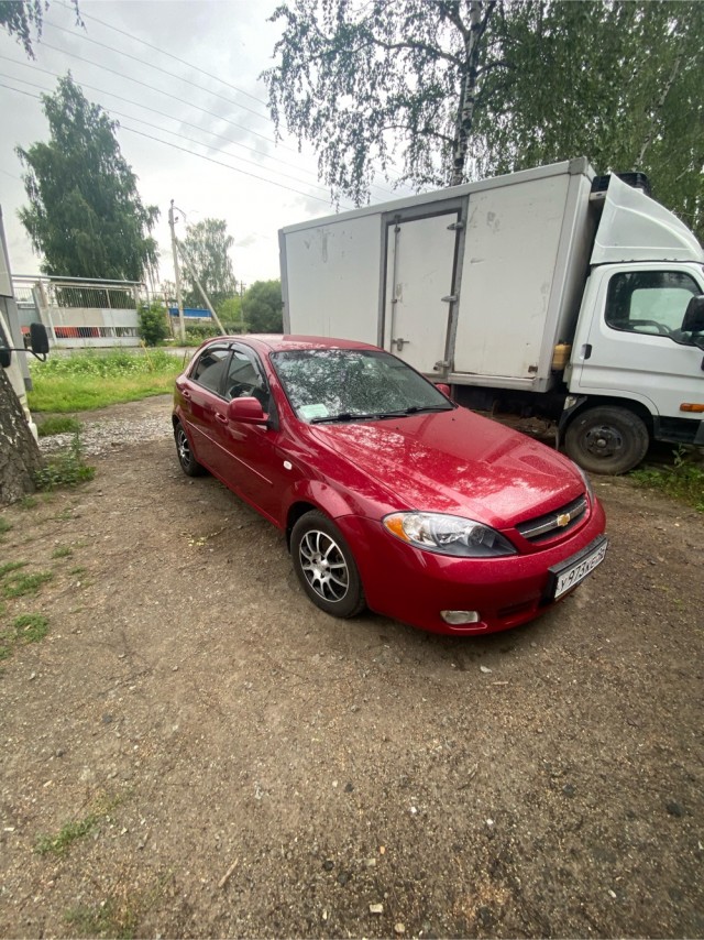 В России «парадокс трейд-ина»: владельцы 2–3-летних Renault или Skoda с пробегом до 20тыс км спешат пересесть на новых «китайцев